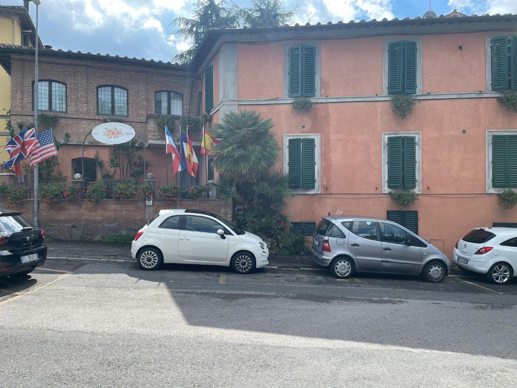 Villa Le Camelie Siena Exterior foto